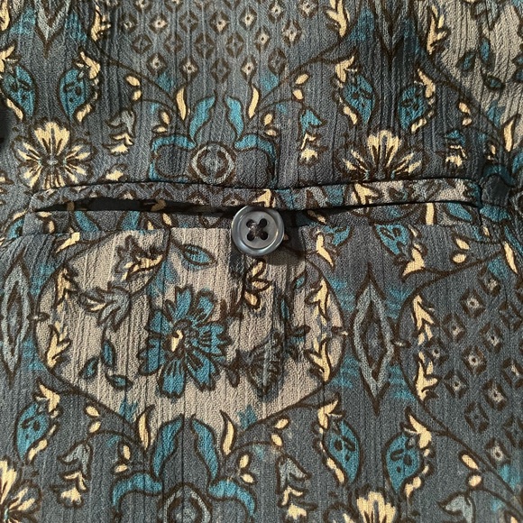 NWOT Kut From The Kloth Women’s Ultra Sheer Button Down Blouse Sz XL - Picture 7 of 8